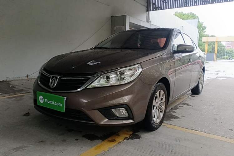 Used Baojun 630 2016 1.5L manual Comfort trim level Guazi used car, China used car export, Used car for sale, Used  cars, Cheapest cars for sale