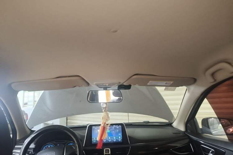 Used Baojun 630 2016 1.5L manual Comfort trim level Headliner