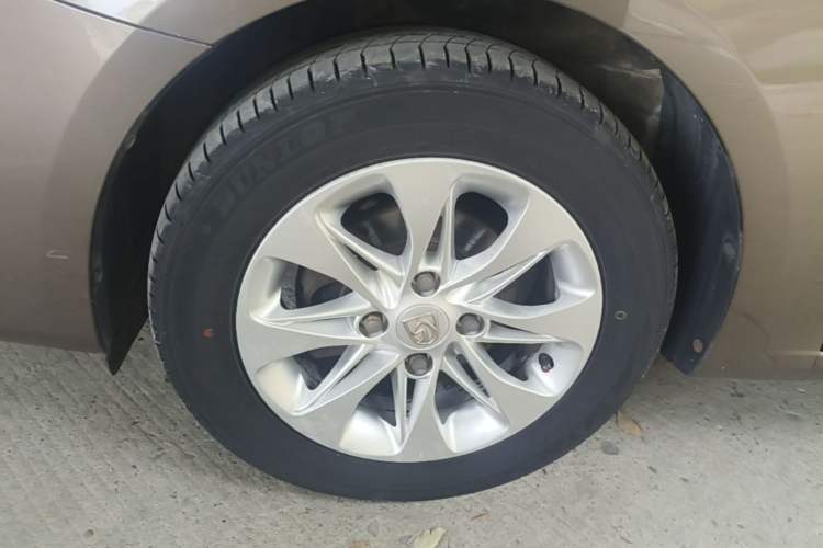 Used Baojun 630 2016 1.5L manual Comfort trim level Left Front Wheel Hub