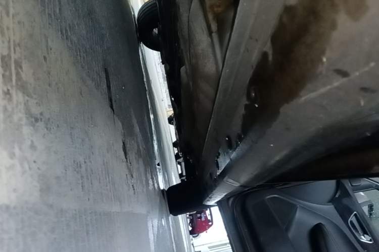 Used Baojun 630 2016 1.5L manual Comfort trim level Right Side Sill