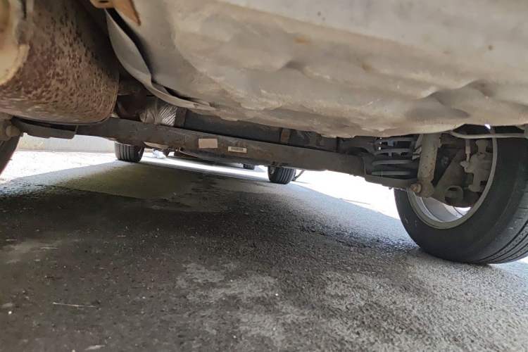 Used Baojun 630 2016 1.5L manual Comfort trim level Chassis Rear