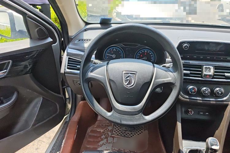 Used Baojun 630 2016 1.5L manual Comfort trim level Steering Wheel
