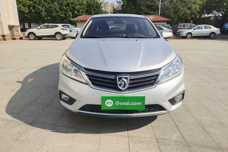 Used Baojun 630 2016 1.5L automatic comfort version Exterior 1