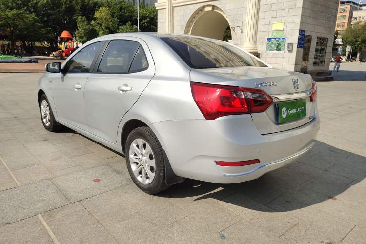 Used Baojun 630 2016 1.5L automatic comfort version Exterior 5