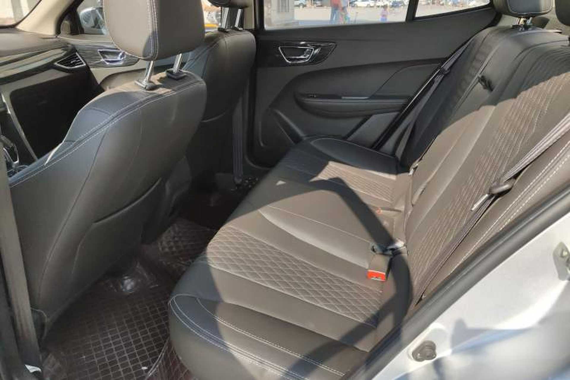 Used Baojun 630 2016 1.5L automatic comfort version Interior 6