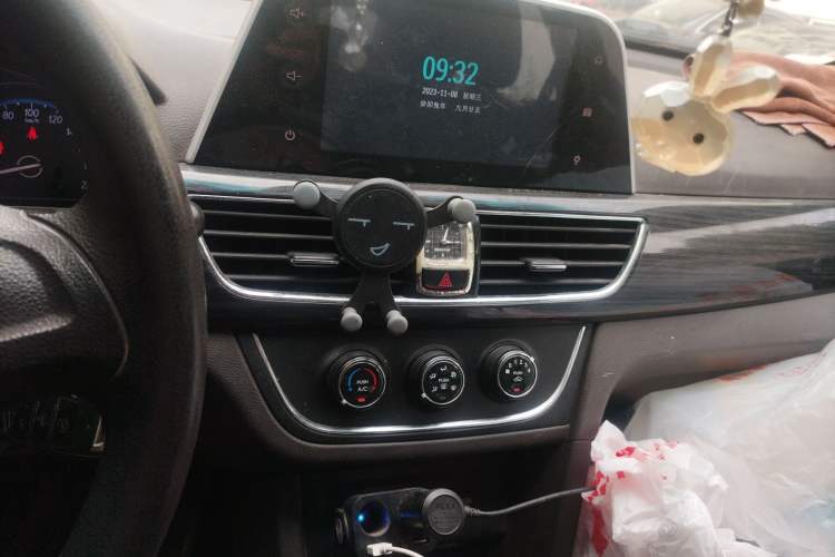 Used Baojun 630 2016 1.5L automatic comfort version Audio And AC Panel