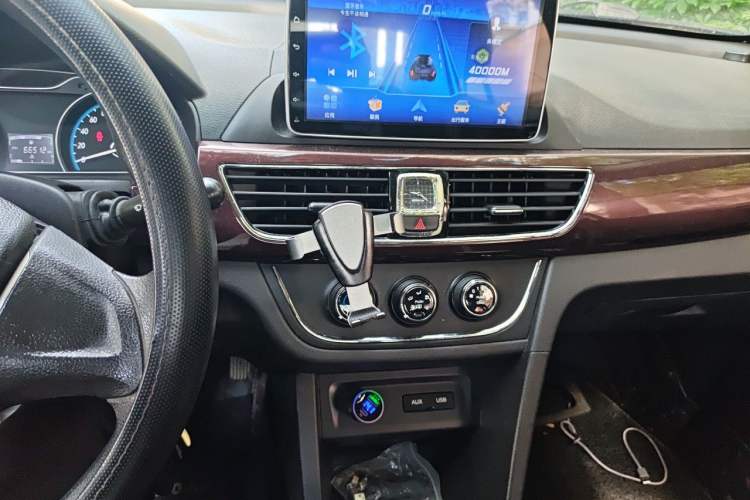 Used Baojun 630 2016 1.5L Manual Standard Edition Audio And AC Panel