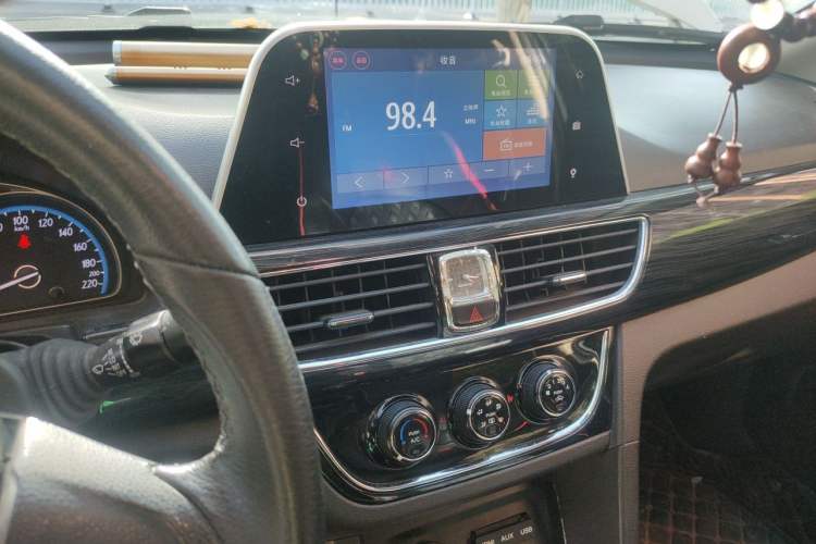 Used Baojun 630 2016 1.5L Manual Elite Edition Audio And AC Panel