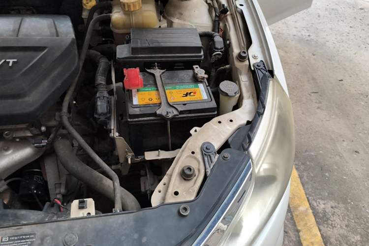Used Baojun 630 2016 1.5L Manual Elite Edition Engine Bay Left