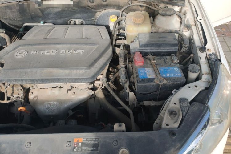 Used Baojun 630 2016 1.5L Manual Elite Edition Engine Bay Left