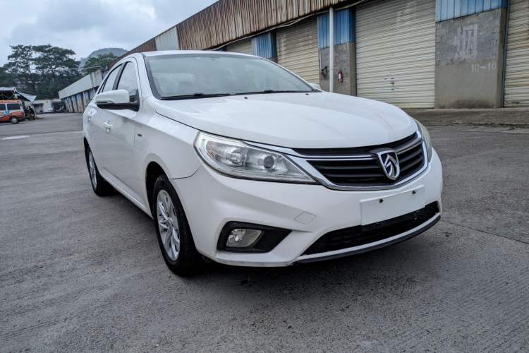 Used Baojun 630 2016 1.5L automatic comfort version Exterior 2