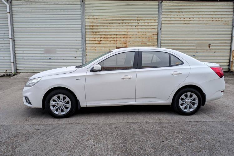 Used Baojun 630 2016 1.5L automatic comfort version Exterior 4