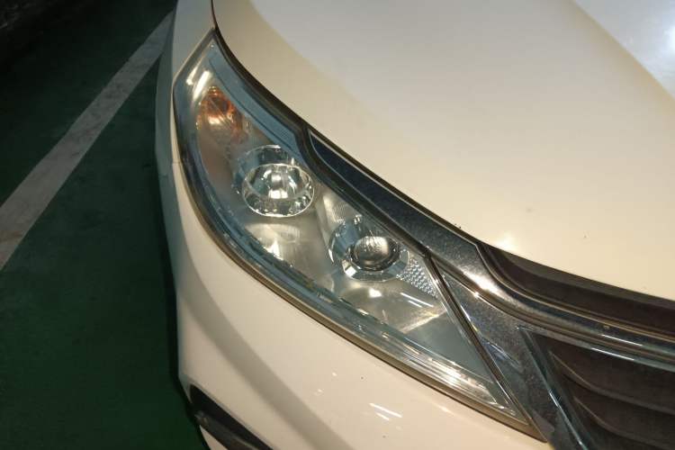 Used Baojun 630 2016 1.5L automatic comfort version Exterior 6