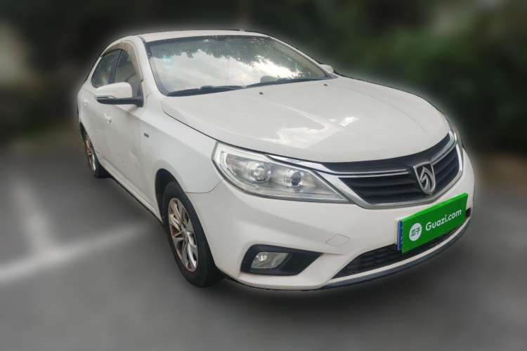 Used Baojun 630 2016 1.5L automatic comfort version Front Right 45 Deg