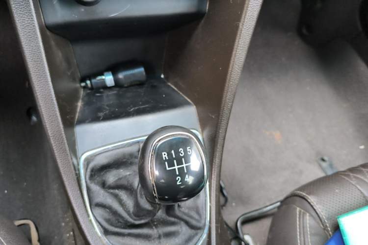Used Baojun 630 2016 1.5L Manual Elite Edition Gear Lever