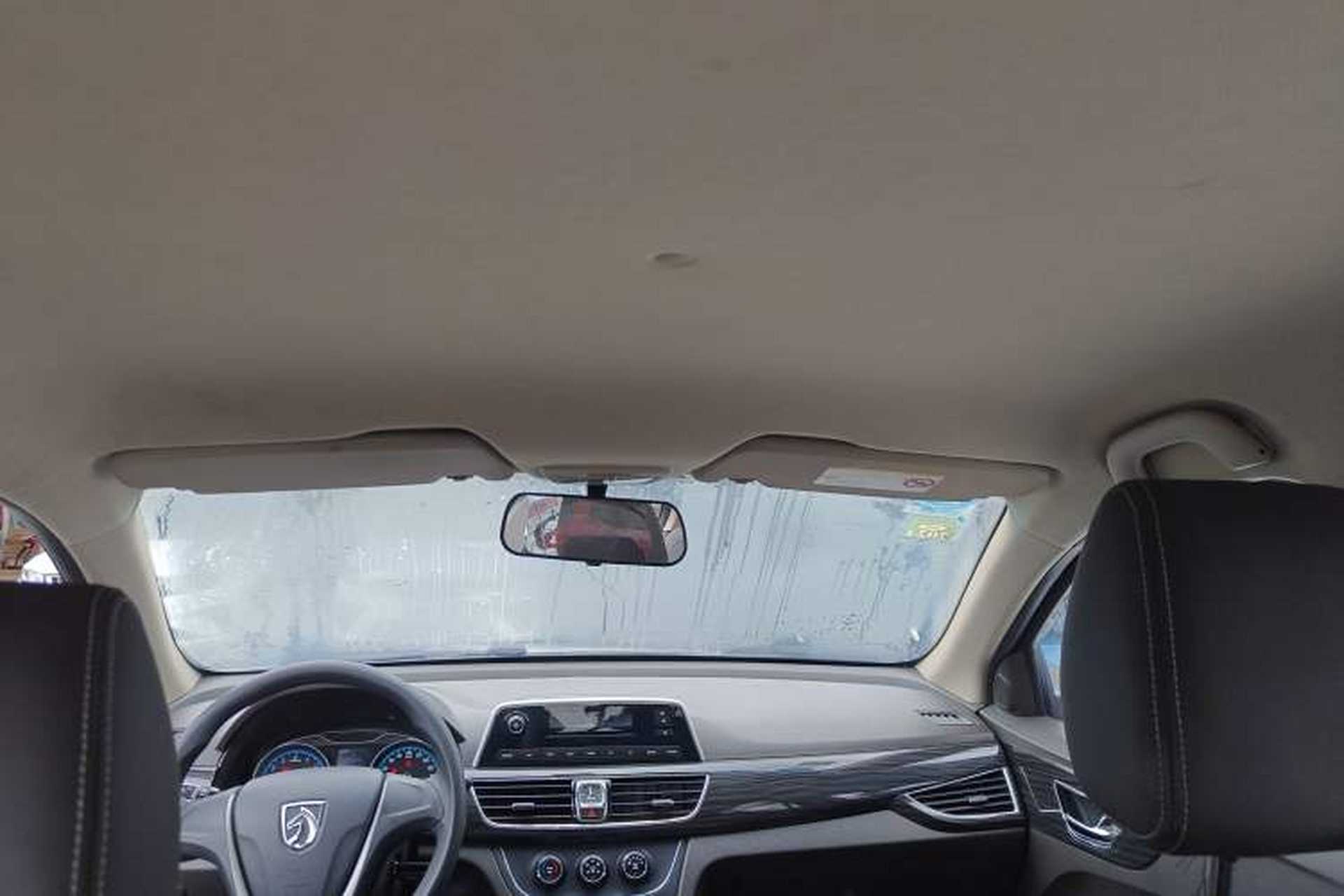 Used Baojun 630 2016 1.5L manual Comfort trim level Headliner