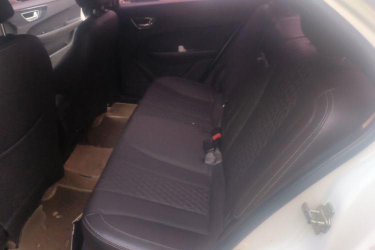 Used Baojun 630 2016 1.5L automatic comfort version Left Rear Seat