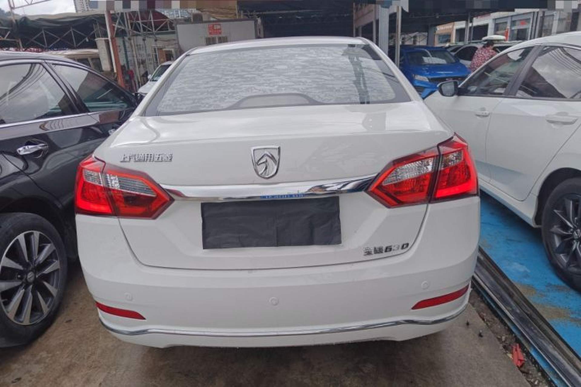 Used Baojun 630 2016 1.5L manual Comfort trim level Rear