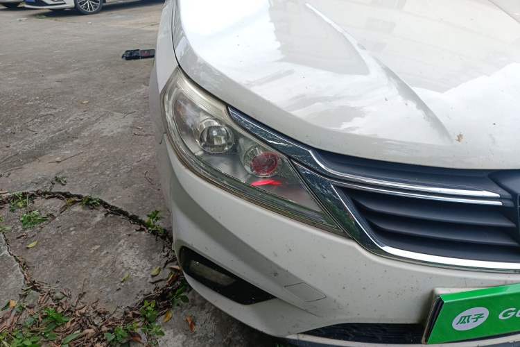 Used Baojun 630 2016 1.5L manual Comfort trim level Right Front Headlight