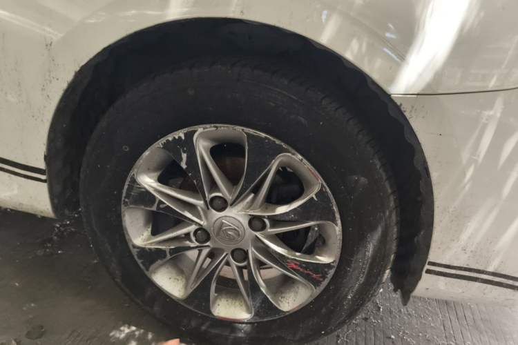 Used Baojun 630 2016 1.5L manual Comfort trim level Right Front Wheel Hub