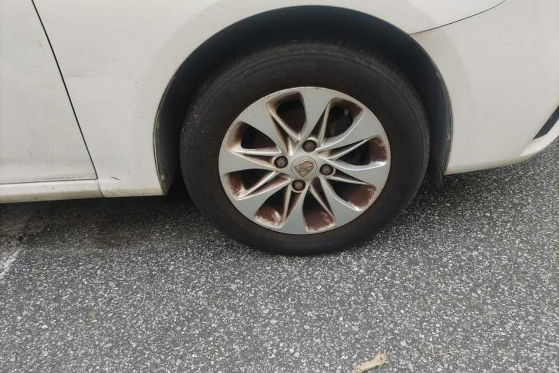 Used Baojun 630 2016 1.5L automatic comfort version Right Front Wheel Hub