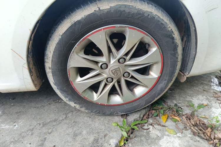 Used Baojun 630 2016 1.5L manual Comfort trim level Right Front Wheel Hub