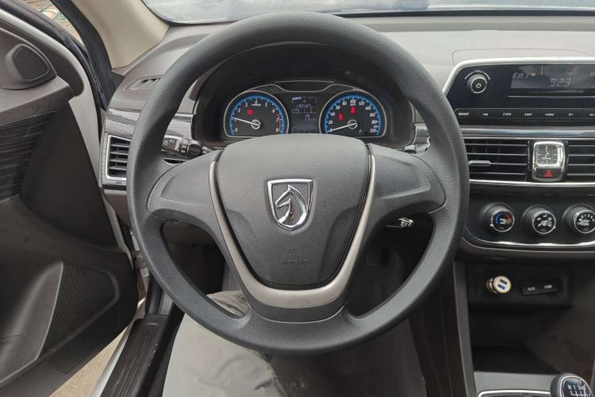 Used Baojun 630 2016 1.5L manual Comfort trim level Steering Wheel