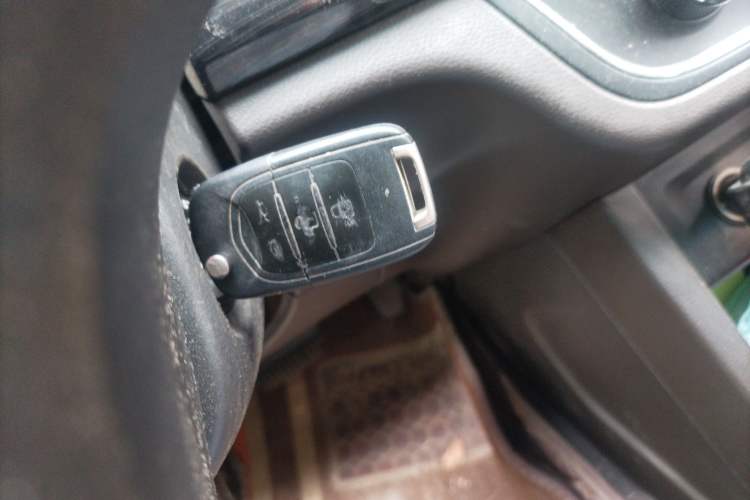 Used Baojun 630 2016 1.5L automatic comfort version Vehicle Key