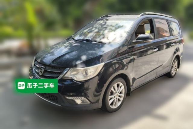 Used Baojun 730 2014 1.5L manual luxury trim 7 seats