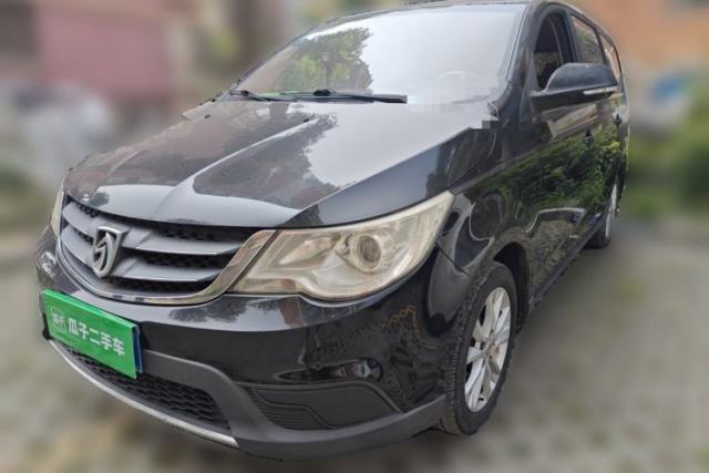 Used Baojun 730 2014 1.5L manual standard trim 7 seats