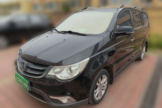 Used Baojun 730 2014 1.5L manual Comfort version 7 seats