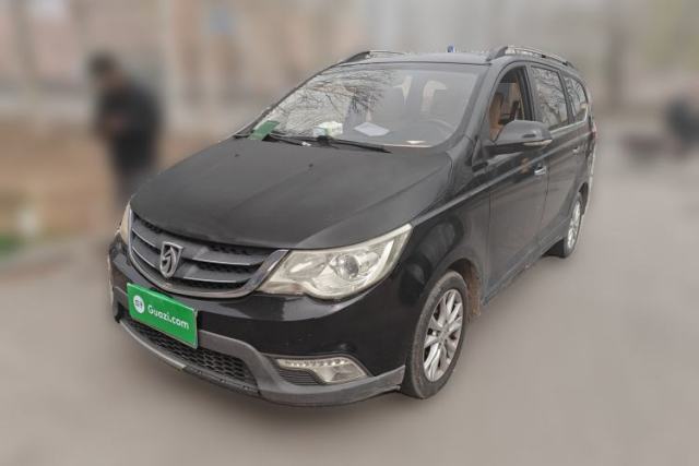 Used Baojun 730 2014 1.5L manual Comfort version 7 seats
