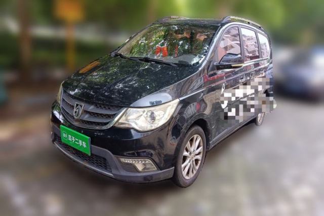Used Baojun 730 2014 1.5L manual Comfort version 7 seats
