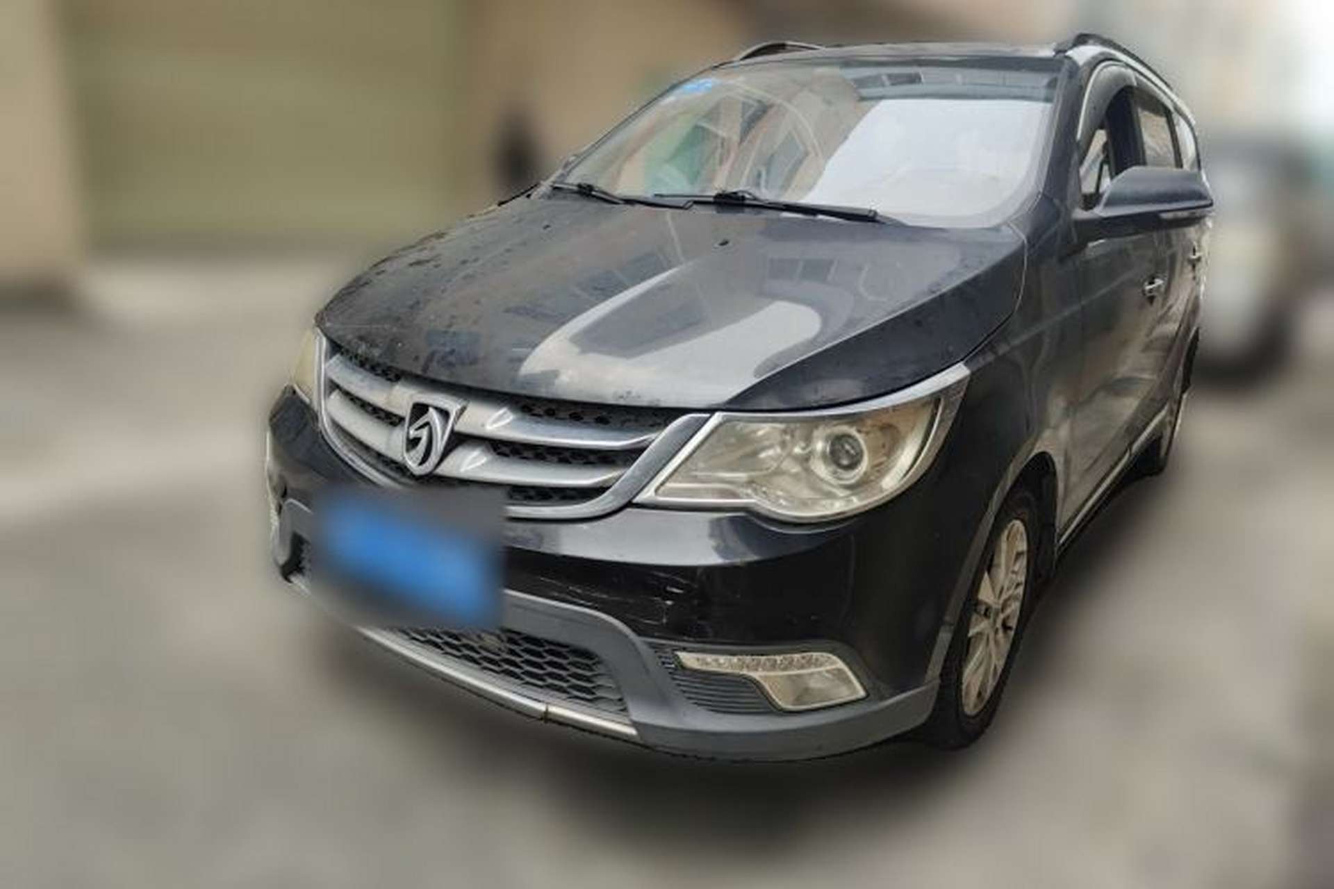 Used Baojun 730 2014 1.5L Manual Luxury Navigation ESP Version 7 Seats Front Left 45 Deg