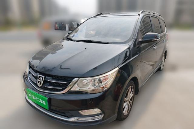 Used Baojun 730 2014 1.5L manual Comfort version 7 seats