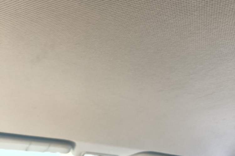 Used Baojun 730 2014 1.5L manual Comfort version 7 seats Headliner