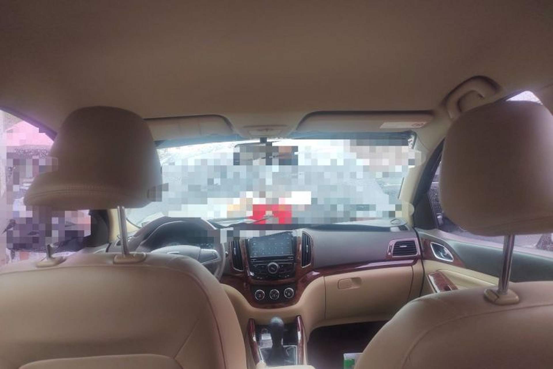 Used Baojun 730 2014 1.5L manual Comfort ESP version 7 seats Headliner