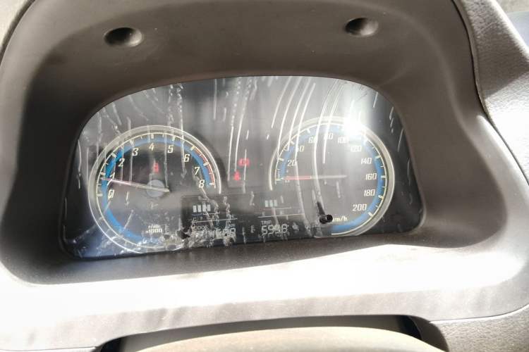 Used Baojun 730 2014 1.5L manual luxury trim 7 seats Instrument Cluster