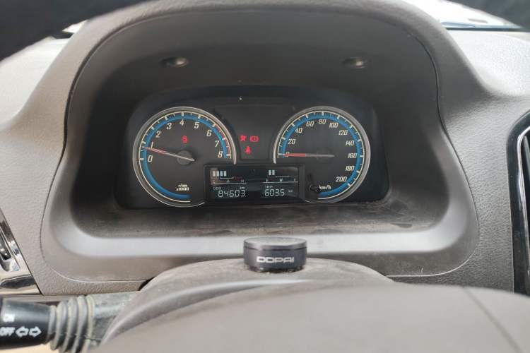 Used Baojun 730 2014 1.5L manual luxury trim 7 seats Instrument Cluster