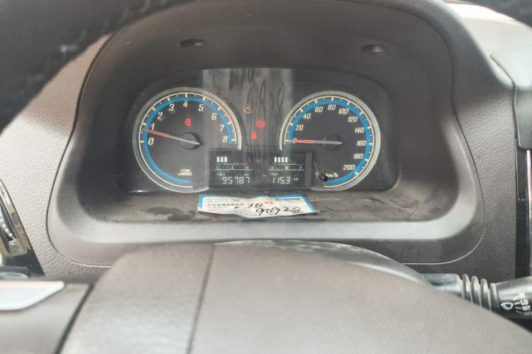 Used Baojun 730 2014 1.5L manual Comfort version 7 seats Instrument Cluster