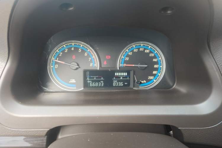 Used Baojun 730 2014 1.5L manual Comfort ESP version 7 seats Instrument Cluster
