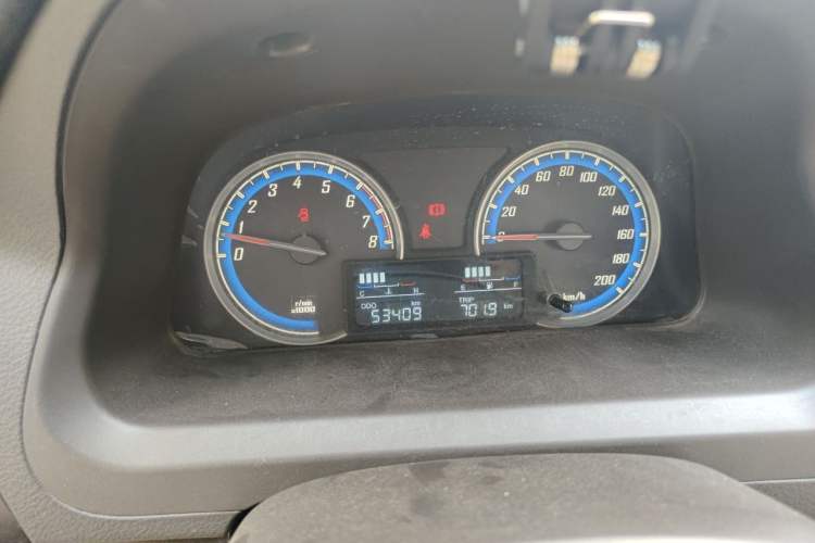 Used Baojun 730 2014 1.5L manual Comfort version 7 seats Instrument Cluster