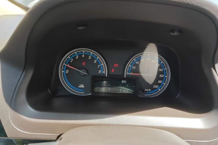 Used Baojun 730 2014 1.5L manual Comfort ESP version 7 seats Instrument Cluster