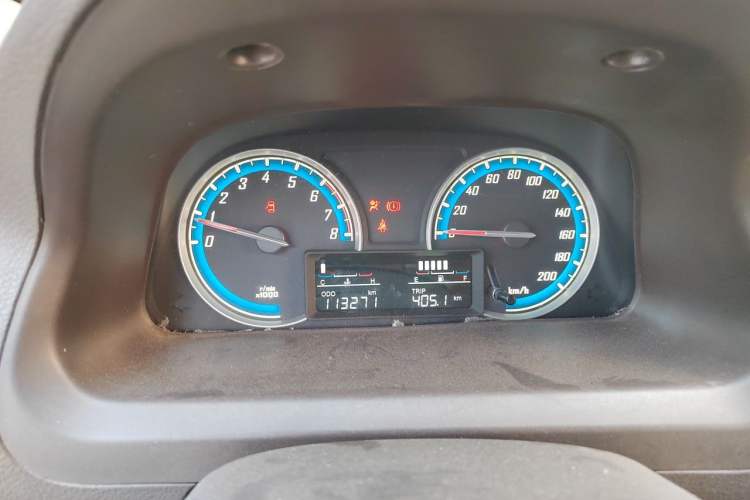 Used Baojun 730 2014 1.5L manual luxury trim 7 seats Instrument Cluster