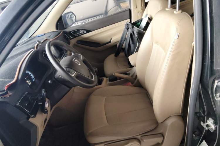 Used Baojun 730 2014 1.8L manual Comfort trim 7-seater Left Front Seat