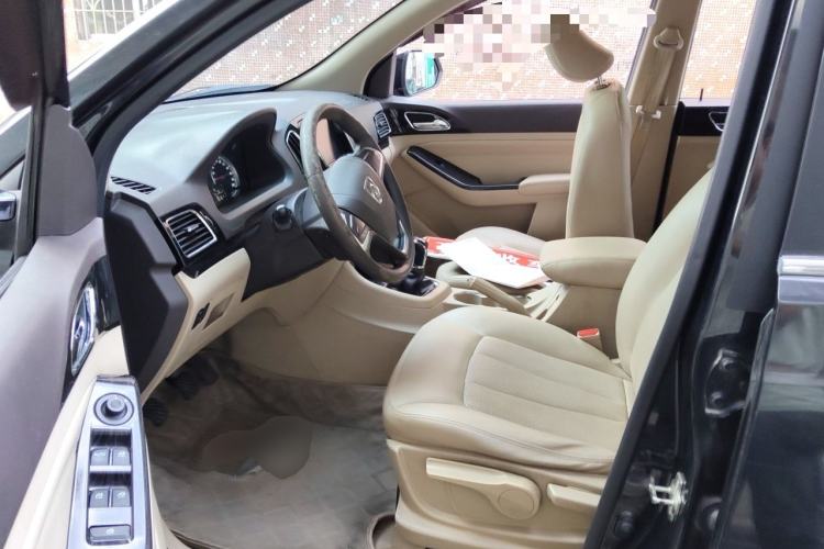 Used Baojun 730 2014 1.5L manual Comfort version 7 seats Left Front Seat