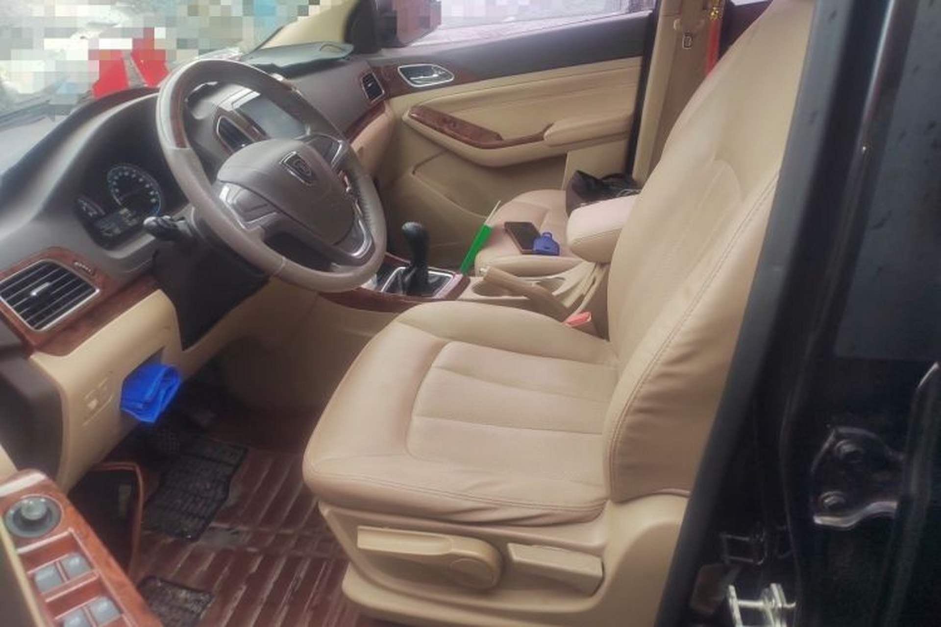 Used Baojun 730 2014 1.5L manual Comfort ESP version 7 seats Left Front Seat