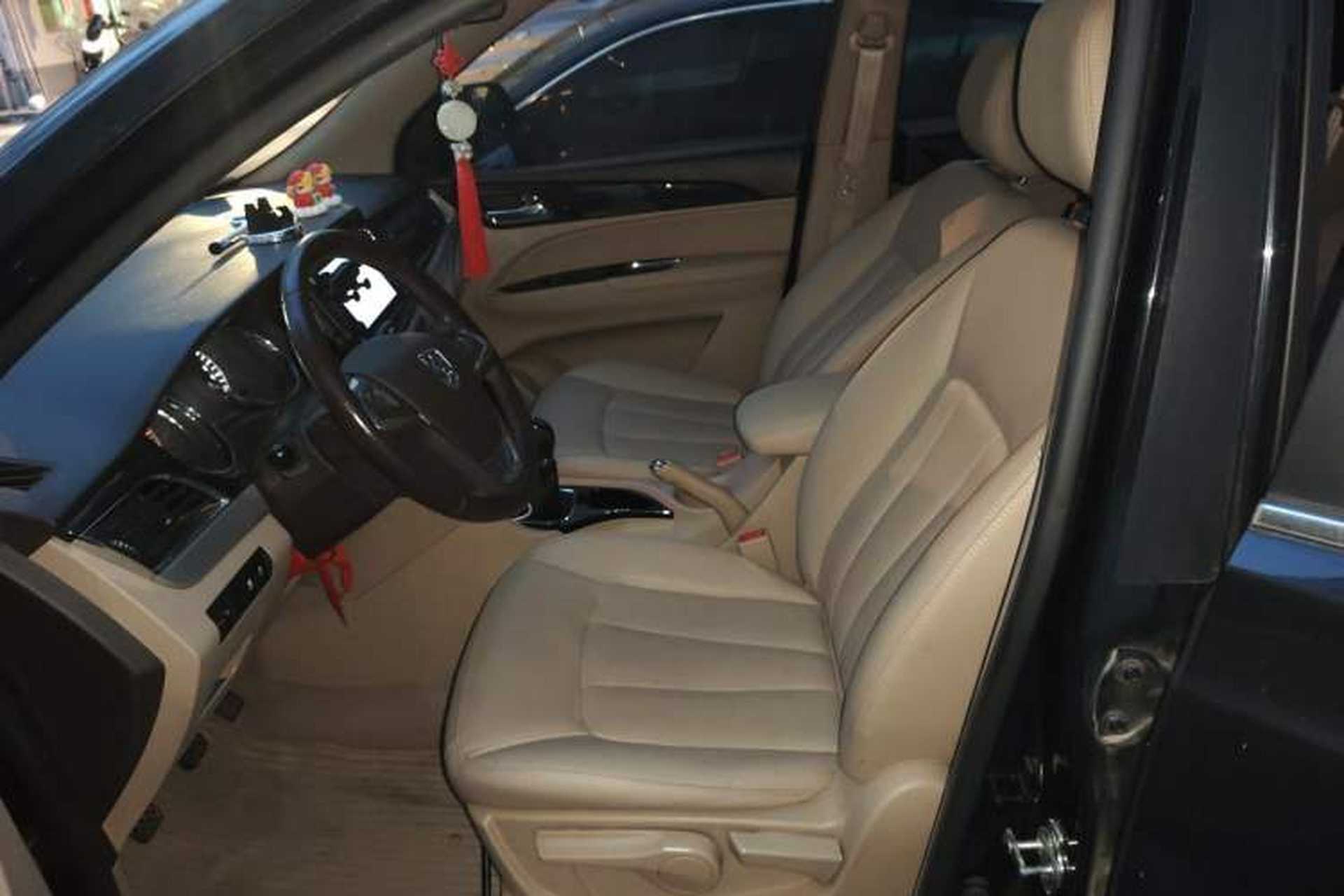 Used Baojun 730 2014 1.5L Manual Luxury Navigation ESP Version 7 Seats Left Front Seat