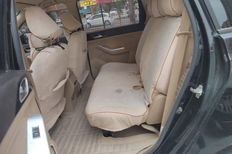 Used Baojun 730 2014 1.5L manual standard version 5 seats Left Rear Seat
