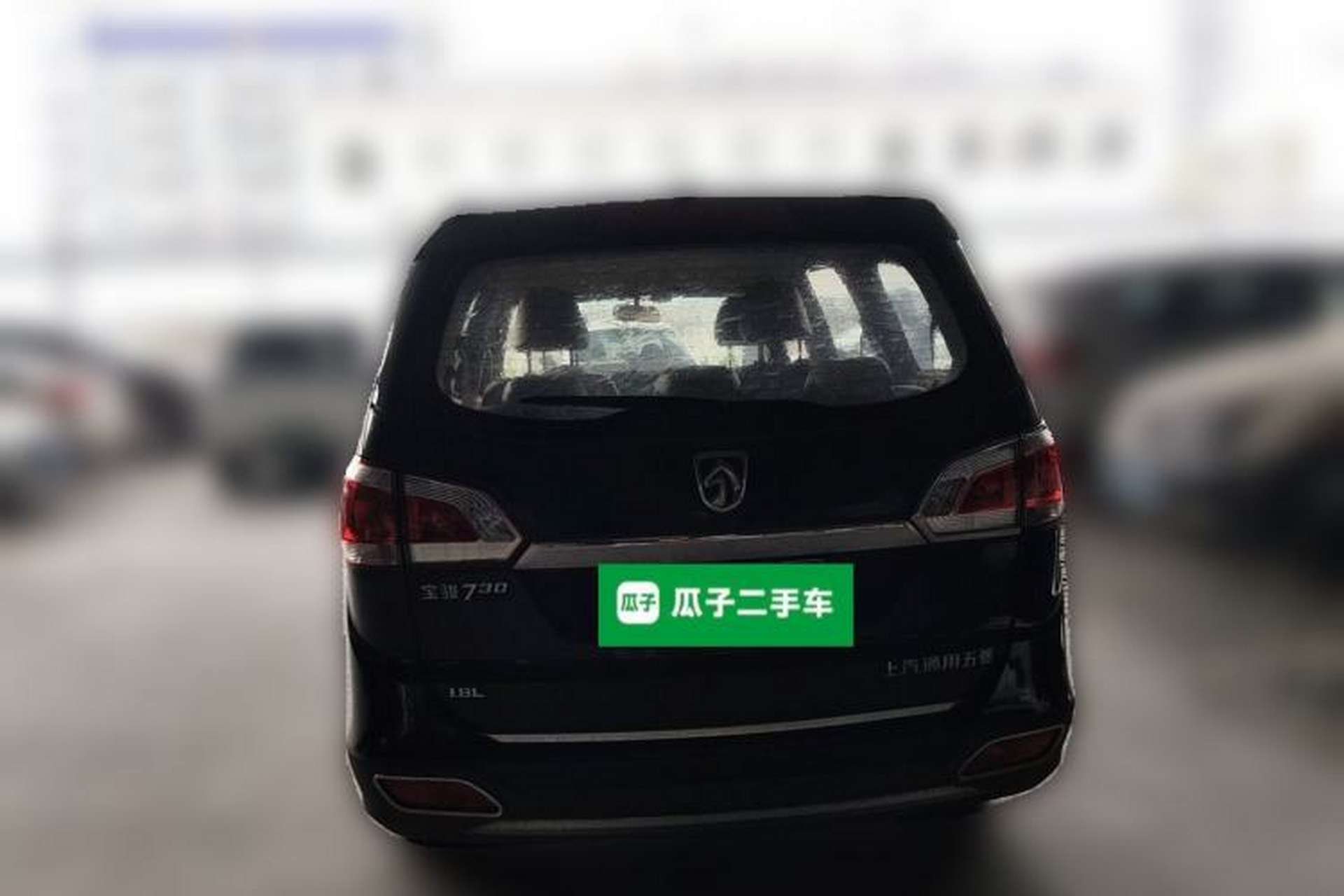 Used Baojun 730 2014 1.8L manual Comfort trim 7-seater Rear